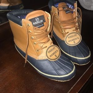 Duck boots Women